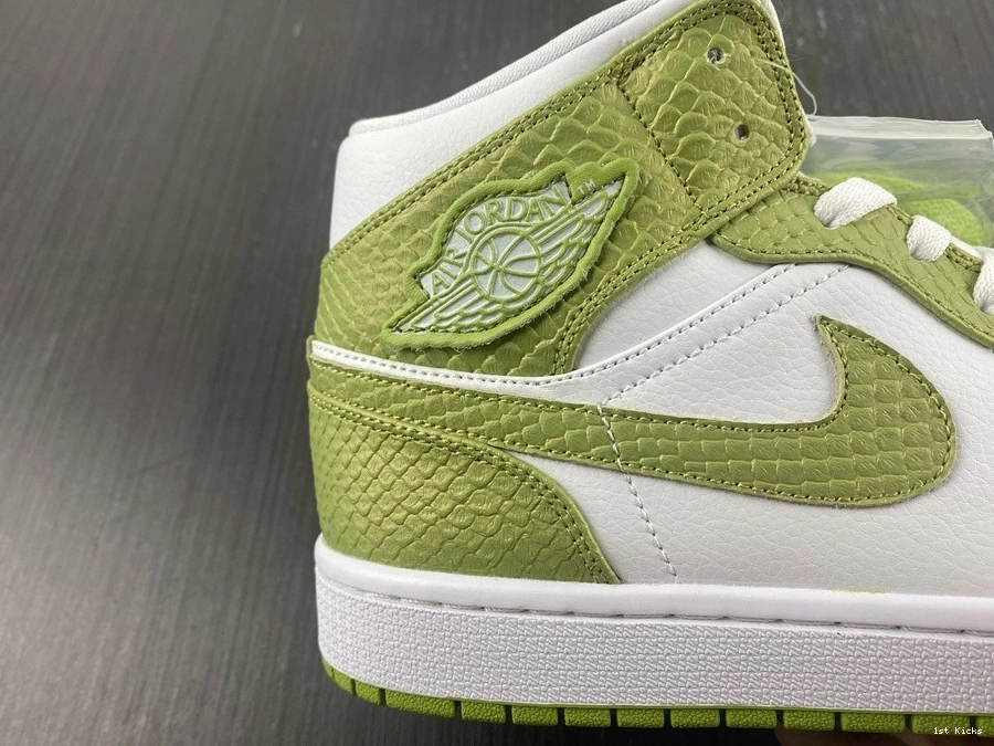 Mid - DV2959-113 Python Jordan (W) Green 1 0429